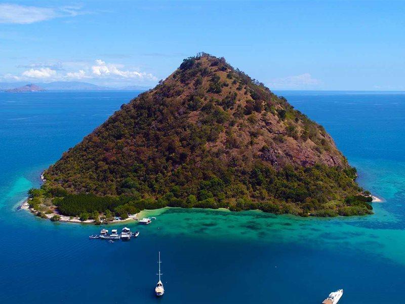 Ayana Komodo Waecicu Beach 라부안 바조 외부 사진